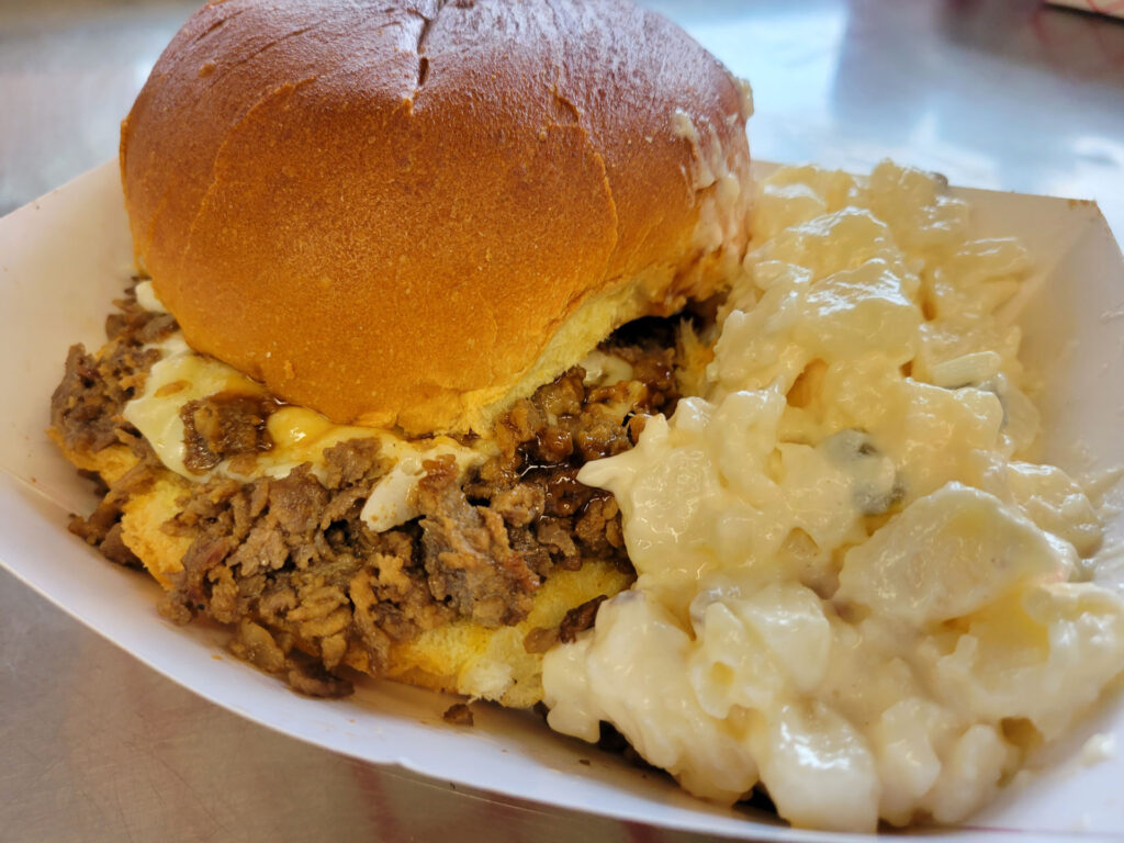 bbq sandwich mac & cheese food truck catering